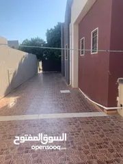  19 منزل للبيع 330 متر