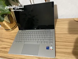  2 لابتوب يتحول الى تابلت ذات شاشة تعمل باللمس