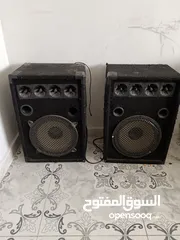 2 سماعات حفلات نضاف للبيع