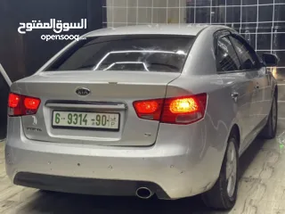  3 كيا فورتي 2009