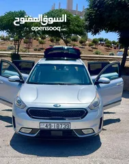  1 للبيع كيا نيرو 2017 "تورنج" أعلى فئة. مواصفات فل كامل  kia niro touring 2017 full options