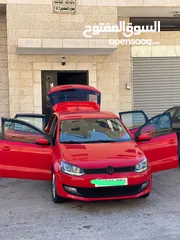  2 سيارة بولو بصلاة عالنبي