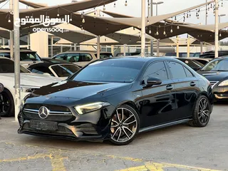  3 Mercedes-Benz A 35 AMG 4V gcc 2020