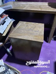  9 اثاث مكتبي متكامل ونضيف جدآ