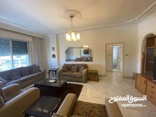  11 شقة مفروشة للإيجار 200م2 ( Property 16769 )-174848011