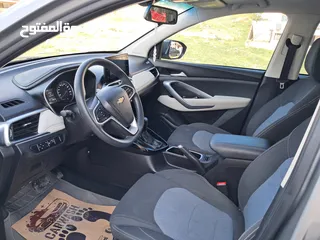  23 شفروليت كابتيفا موديل 2022 للبيع 7 مقاعد  بحاله الوكاله