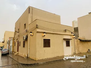  2 منزل للبيع في طرابلس المدينة القديمة باب البحر