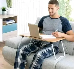  4 طاولة دراسة ولابتوب وشغل