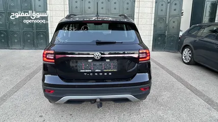  14 VW T-Cross 2020