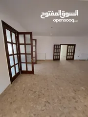  14 شقة فارغة - ضاحية الرشيد - 4نوم - 380م