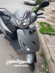  5 سكوتر هيرو مايسترو 125cc بحالة الوكالة