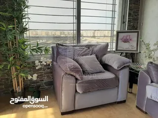  8 شقة مميزة للبيع في رجم عميش 