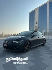  11 للبيع فولكس فاجن جولف GTi الشكل اليديد موديل 2021  (خليجي)