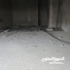  1 محل تجاري للبيع تمليك طابو قريب من الجامعة الأمريكية والريحان و حديقة الريحان يصلح لمطعم او كافية .