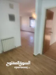  1 شقة غير مفروشة للبيع