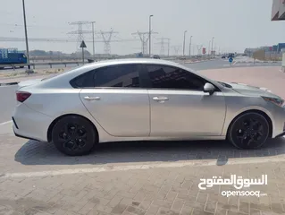  4 KIA Forte 2019 Auto.