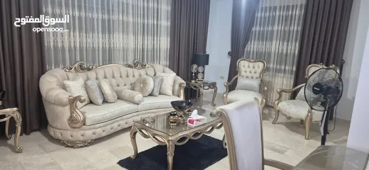  1 غرفة ضيوف كاملة مع سفرة