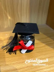  14 علب تخرج شكلاتة وحلويات باشكال وانواع مختلفه