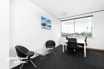  6 Fully serviced private office space for you and your team in Muscat, Pearl Square
