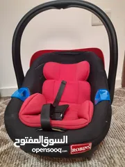  1 كرسي اطفال للسياره : ماركة ROBINS