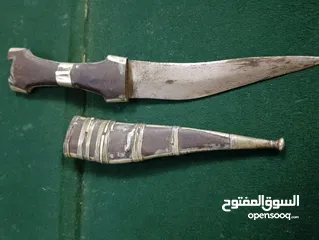  2 شبريه الملك فيصل الأول فضه عمره فوق 150سنه قطعه متحفيه نوادر للبيع