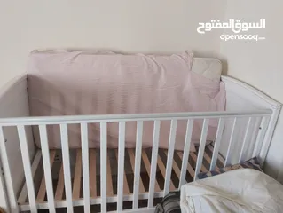 5 تخت بيبي جديد غير مستعمل مع الفرشه للبيع للجادين فقط أرجو الإتصال
