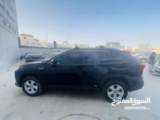  15 2021 TOYOTA RAV4, LE  بطاريه ليثيوووم السياره توب نضافه بصلاه على النبي