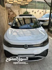  22 ID6 pure plus 2022 مستعمل فحص كامل الالون :- ابيض - كحلي - شمباني يوجد مع فتحه ثابته و فتحه متحركه