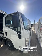  2 ايسوزو قلاب NPR 2025 وارد وكفالة الشركة (العريض)