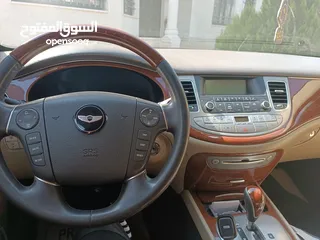  6 هيونداي جينيسس ترخيص 2013