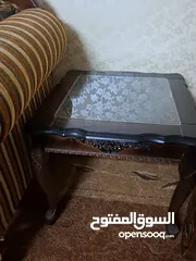  2 للبيع طقم كنب تفصيل خشب زان – حالة ممتازة  بالإضافه الى 3 اسكملات