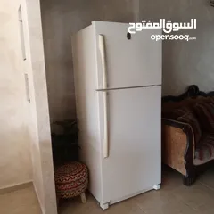  1 ثلاجه مستعمله حالتها ممتازة
