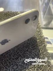  7 2 ايفون 11 واحد بطاريه 77 64 جيجا واحد بطاريه 75 128جيحا مع شاحن اصلي وكفر حمايه ولزقه وكفر