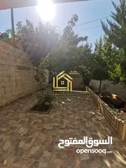  1 شقة فارغة - دابوق - 2نوم - ترس - مدخل مستقل