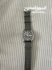  7 Seiko 5 SNXS79J1