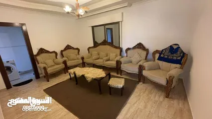  12 اثاث منزل بحالة الوكاله وأجهزة كهربائية