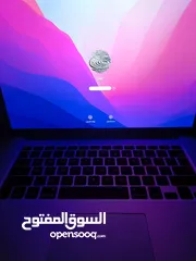  5 ماك بوك برو ابل.