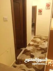  6 شقه للبيع طابق ارضي موقع مميز