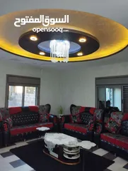  8 بيت مستقل للبيع 3 طوابق مع مخزن وتسوية وبير ماء
