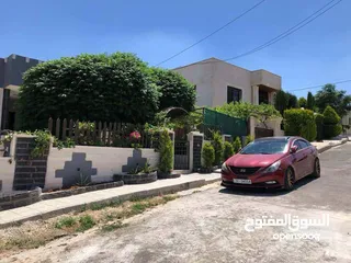  1 بيت مستقل للبيع