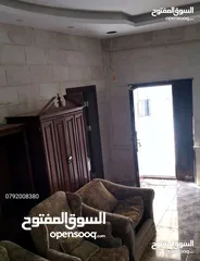  24 مزرعة لقطة مميزة مع بيت طابقين مطلة ومرتفعة