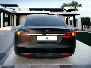  5 Tesla Model S 2015 - GCC - Dual Motor - P85 D - Full Service History - No Accident