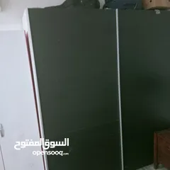  1 خزانة للبيع Cupboard for Sale