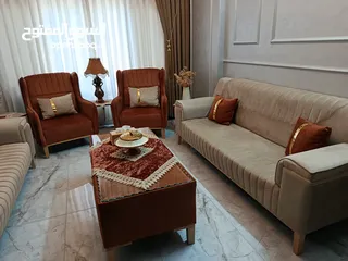  7 طقم كنبايات لغرفة معيشة او استقبال (شبه جديد)