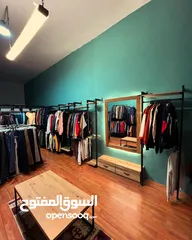  1 ستاندات حديد وخشب للملابس