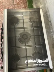  4 للبيع طباخ نظيف شغال