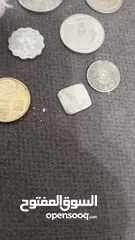  3 عملات قديمه من فئه لجنيه الاسرائيلي وليره السرائيليه وفئه الشيكل وعملاد معدنيه فلسطينيه