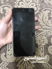  2 تلفون infinix hot 40i بحالة جيدا مع كرتونة وشاحن الاصلي +كفر