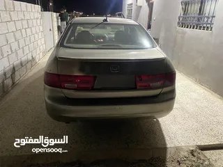  4 هوندا اكوود هايبرد