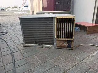  1 O General good condition air conditioner